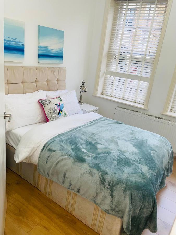 Amazing 2 Bedroom Apartment London Eksteriør billede
